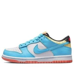 Nike
(GS) Nike x Kyrie Irving Dunk Low SE 'Baltic Blue Gum' DN4179-400